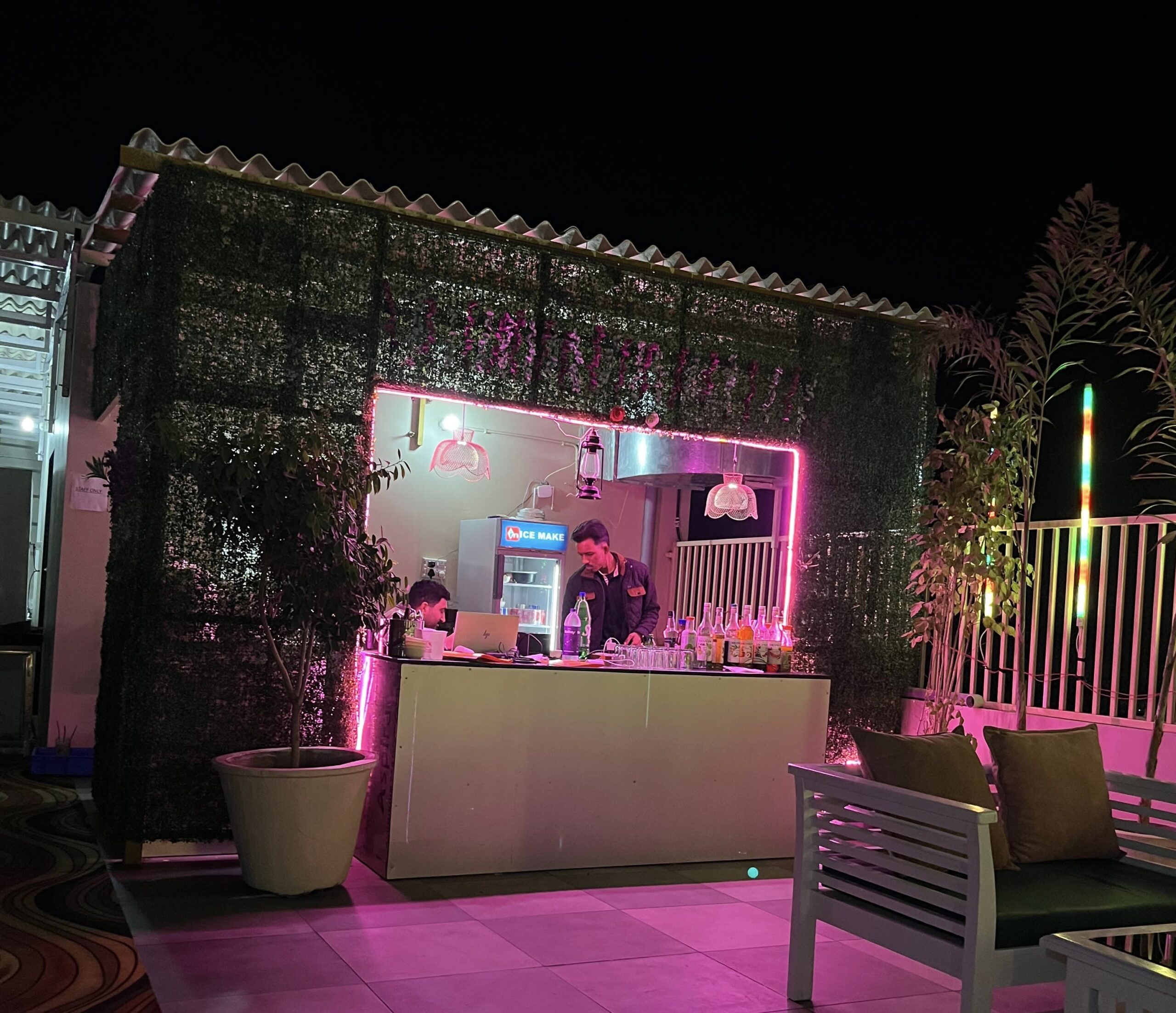 53d781c2-fdd1-4d5e-a29b-4acf0e71c87a 2